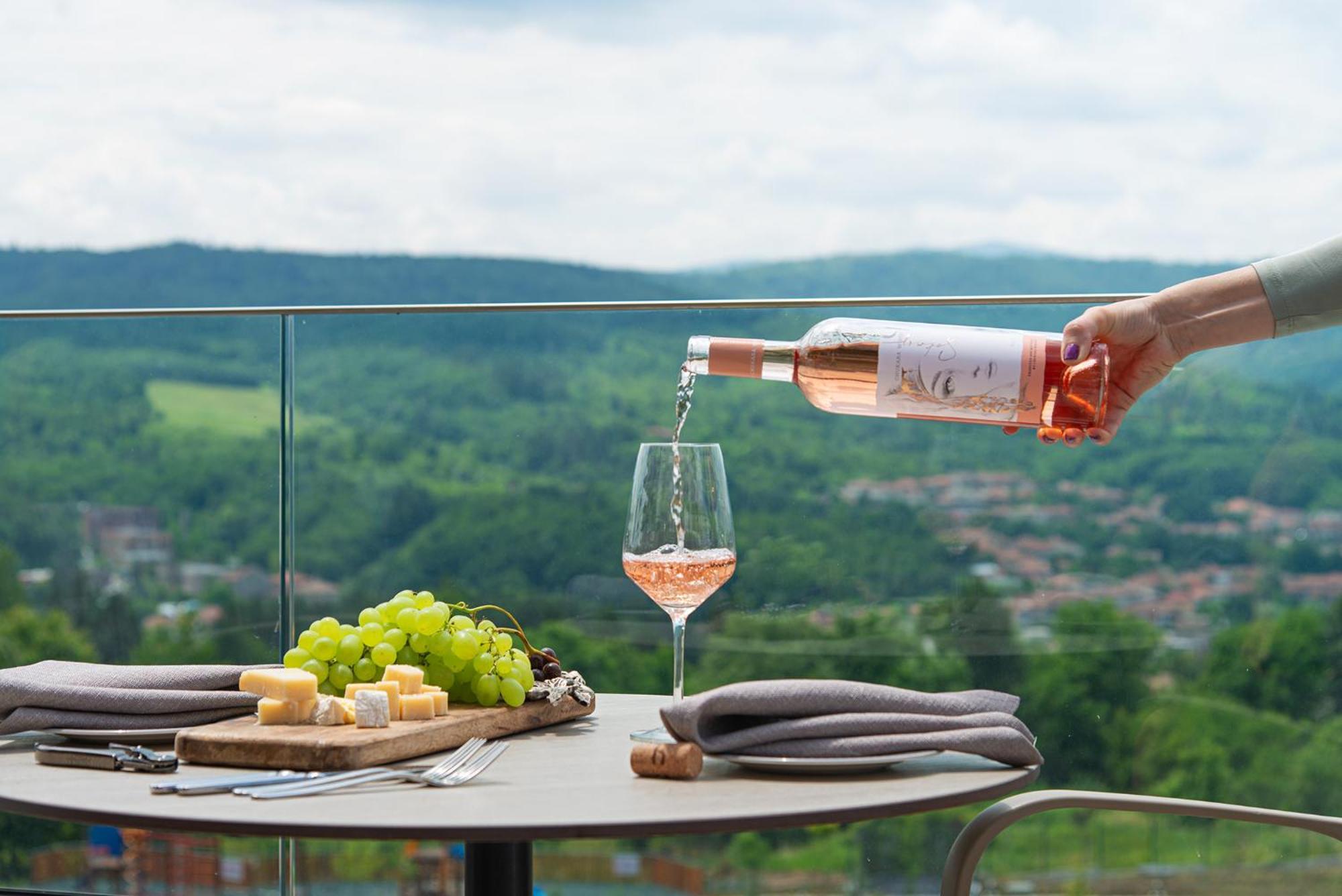 Wine & Spa Hotel Chukara Трявна Екстер'єр фото