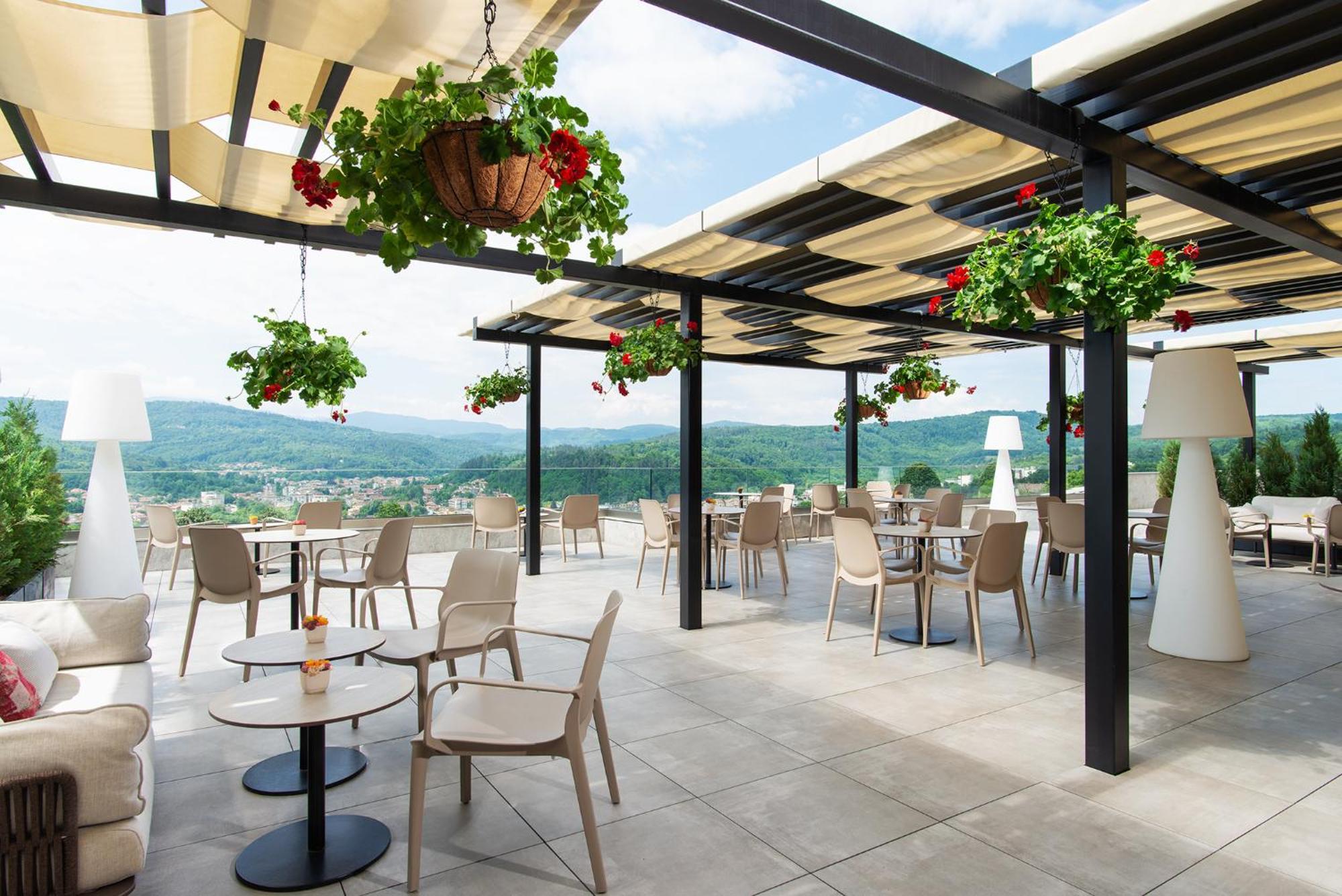 Wine & Spa Hotel Chukara Трявна Екстер'єр фото